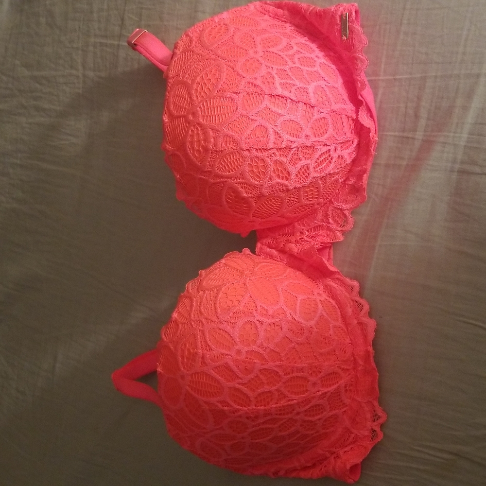 PINK Victoria's Secret Neon Pink Lace Push-Up Bra - 36D